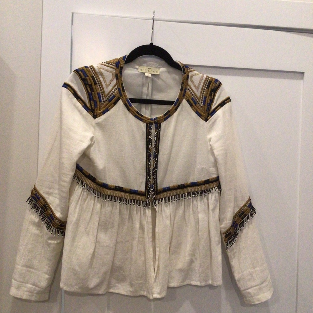 Del Lago sz s beaded and embroidered off white top
